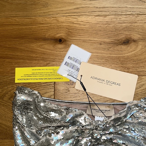 ADRIANA DEGREAS
Sequins Strapless Swimsuit/Top With Bow - Picture 7 of 10